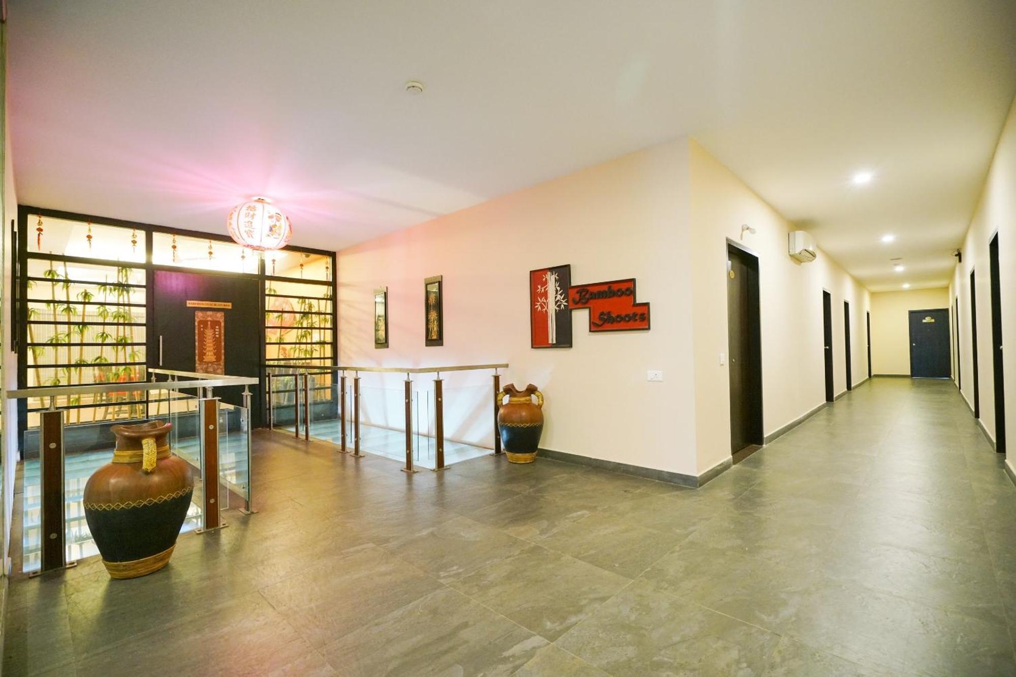 Super Townhouse Mookkannoor Tourist Home Angamaly Eksteriør billede