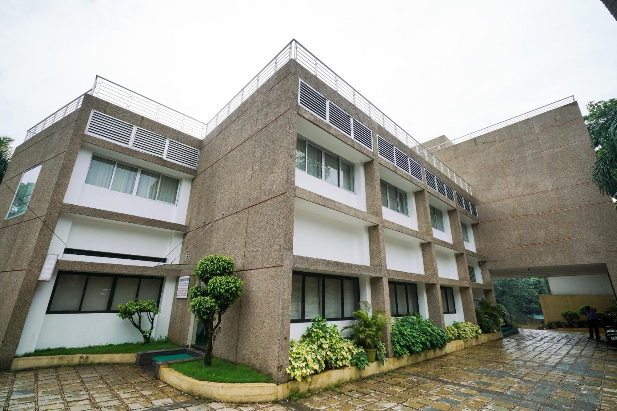 Super Townhouse Mookkannoor Tourist Home Angamaly Eksteriør billede